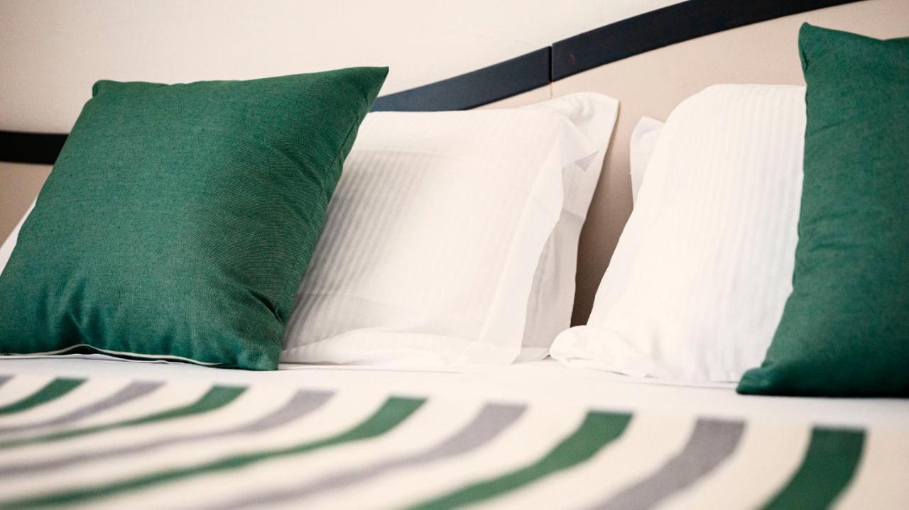 Miio Hotel San Vincenzo Eksteriør billede